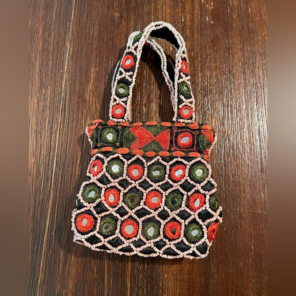 MOYNA vintage Handcrafted Beaded Coin Purse